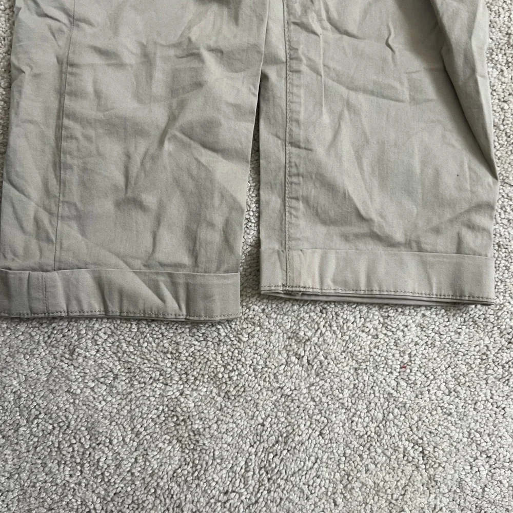 Boden Tan Khaki Pants ⭐️ - Picture 6 of 8